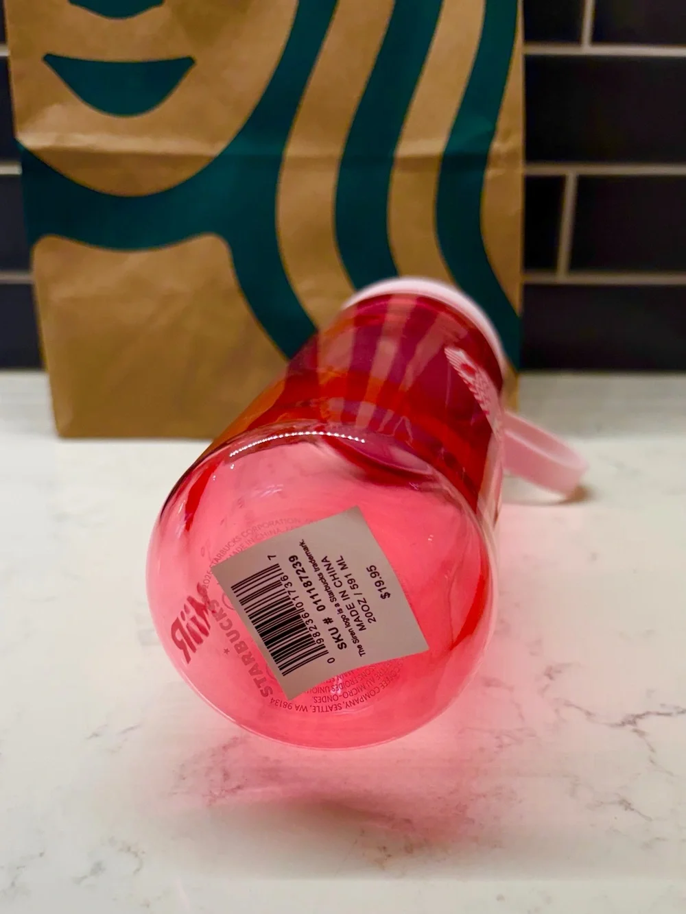 Starbucks - SUMMER 2026 PINK DRINK COLLECTION - PINK SIREN WATER BOTTLE